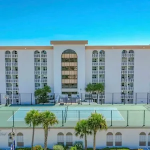 Apartment Oasis 601 Gorgeous Ocean Front Ocean View For 10 Sleeps Up To 15, Daytona Beach