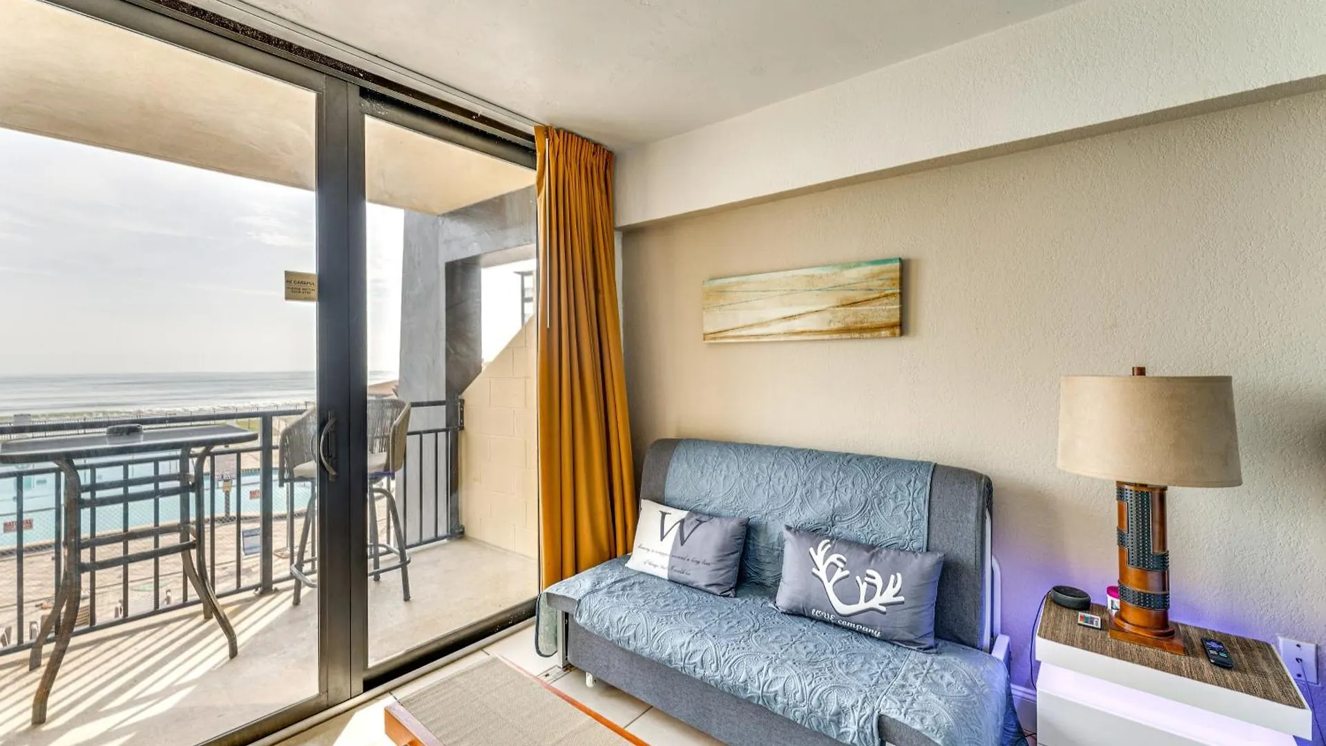 Daytona Beach Resort Studio With Beach Access! 0*, Daytona Beach United States